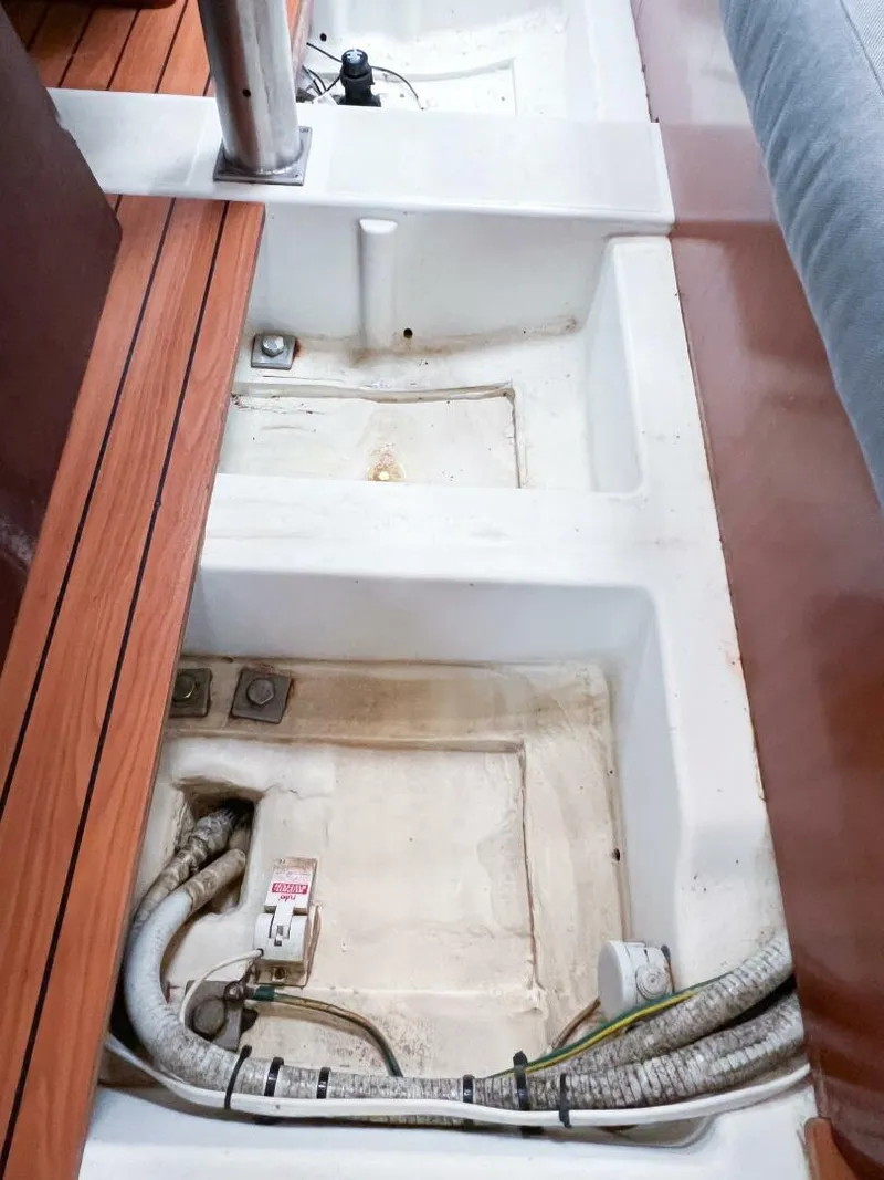 Slide: The Image of Beneteau 373 2007 - 66