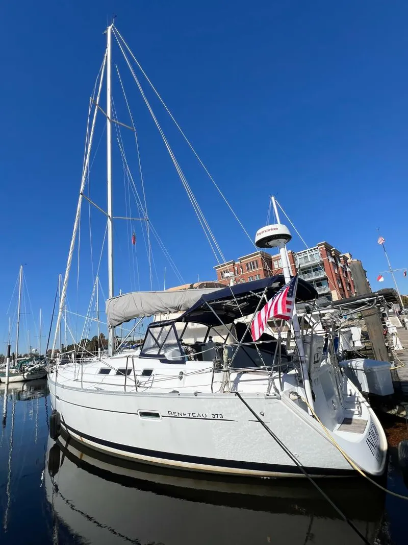 Slide: The Image of Beneteau 373 2007 - 75