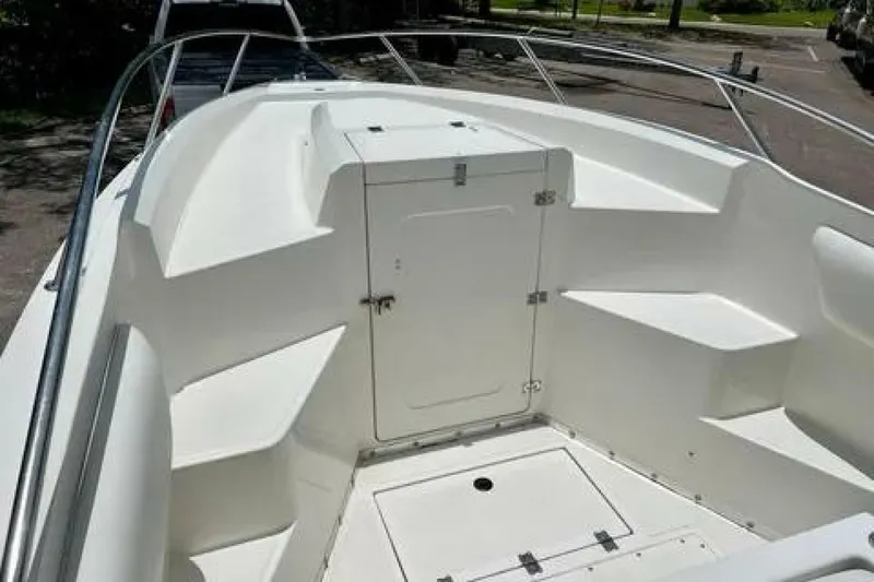 Slide: The Image of Fountain 31 Center Console 1994 - 5