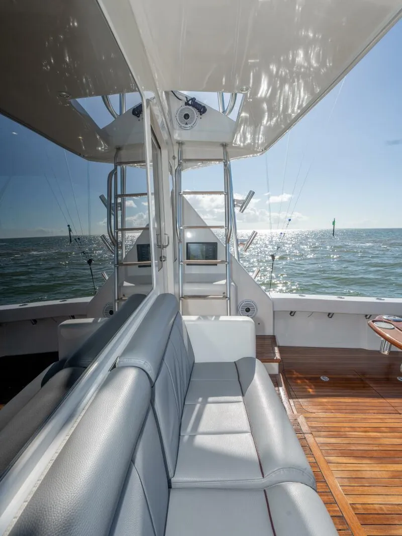 Slide: The Image of Viking 50 Convertible 2009 - 32