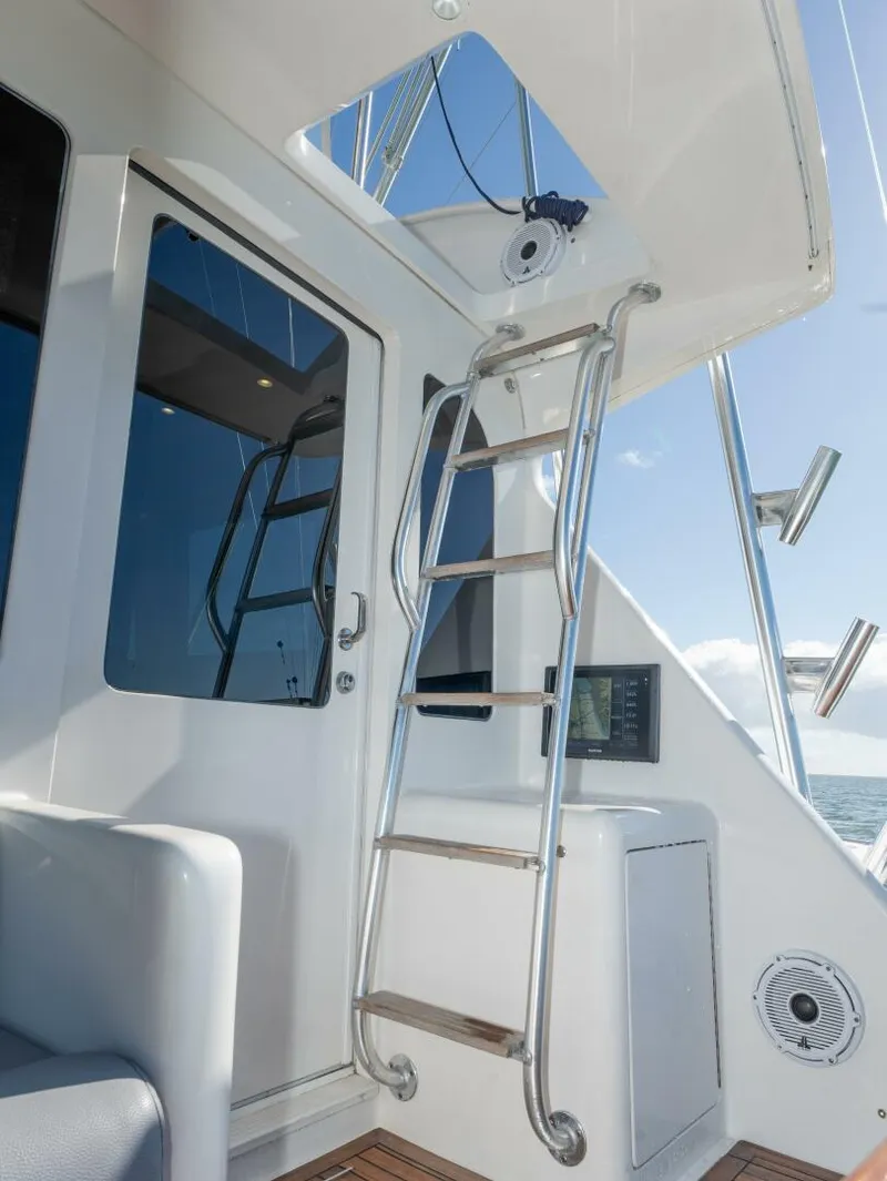 Slide: The Image of Viking 50 Convertible 2009 - 40