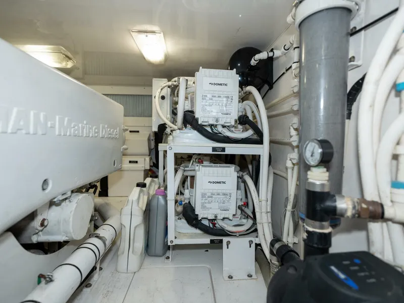 Slide: The Image of Viking 50 Convertible 2009 - 81