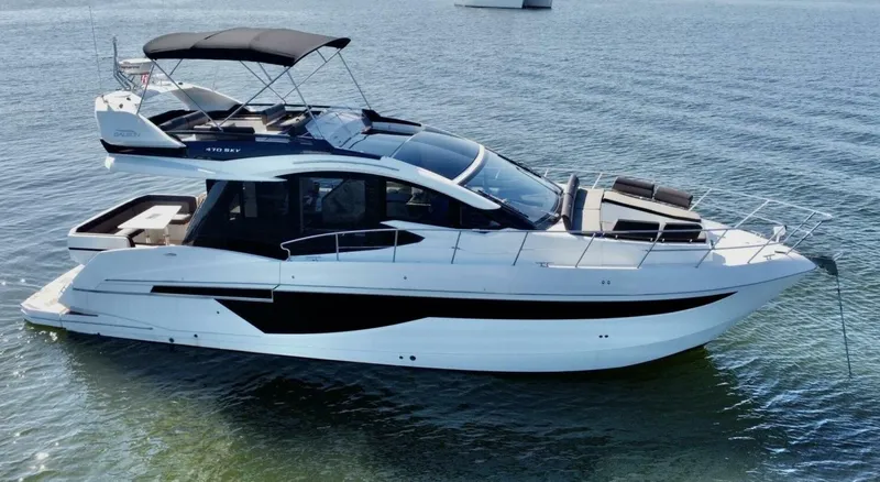 Slide: The Image of Galeon 470 Sky 2022 - 4