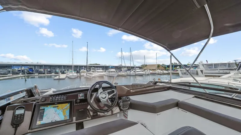 Slide: The Image of Galeon 470 Sky 2022 - 40