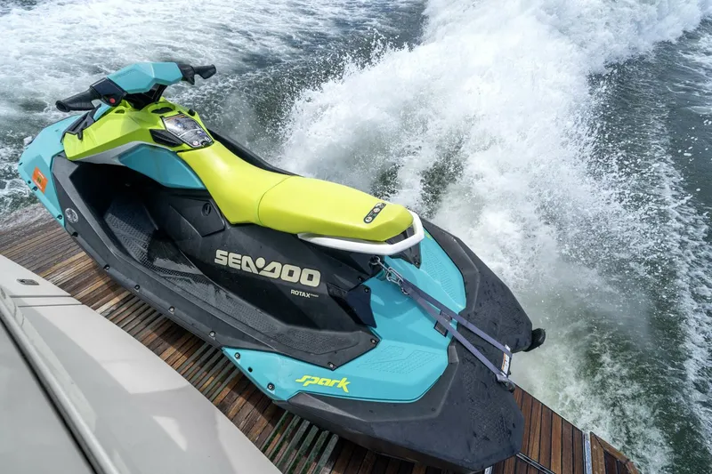 Slide: The Image of Galeon 470 Sky 2022 - 48