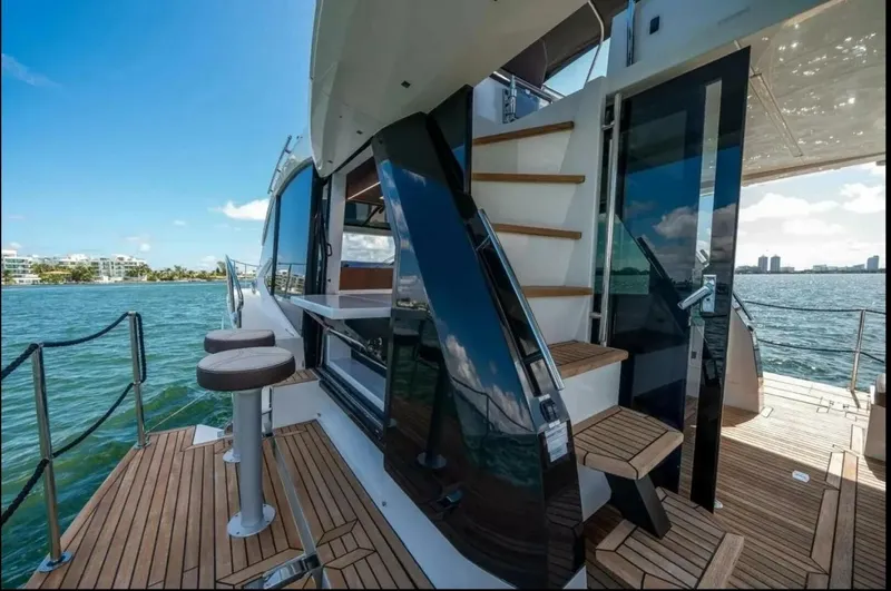 Slide: The Image of Galeon 470 Sky 2022 - 54