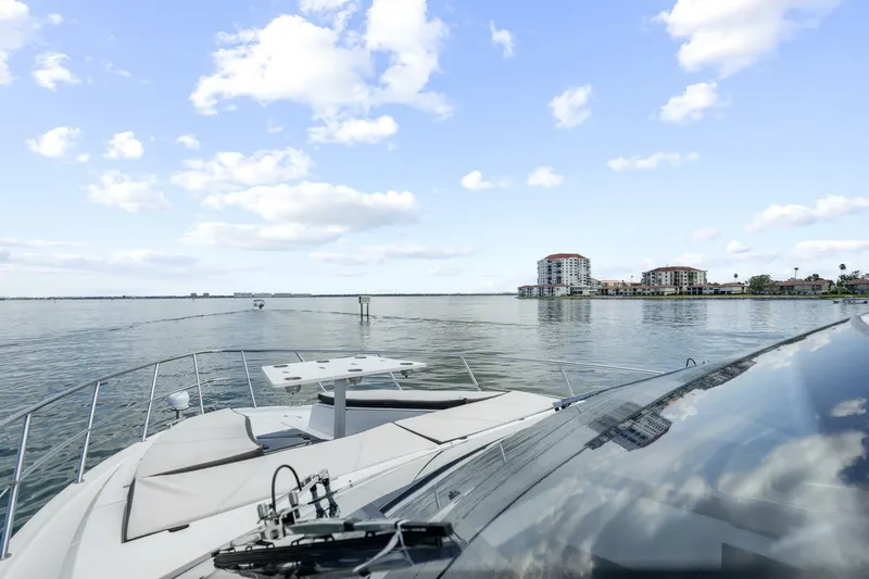 Slide: The Image of Galeon 470 Sky 2022 - 8