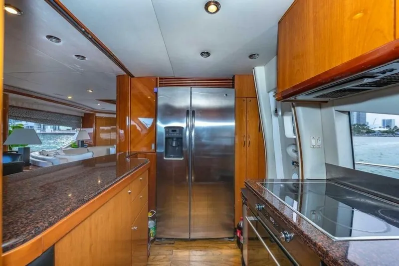 Slide: The Image of Sunseeker 82 Yacht 2003 - 7