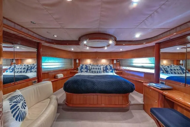 Slide: The Image of Sunseeker 82 Yacht 2003 - 9