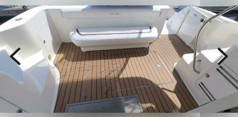 Slide: The Image of Sea Ray 42 Sedan Bridge 2004 - 10