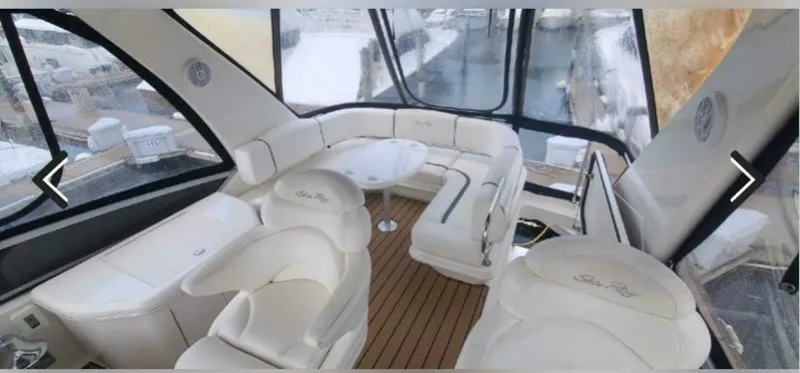 Slide: The Image of Sea Ray 42 Sedan Bridge 2004 - 7
