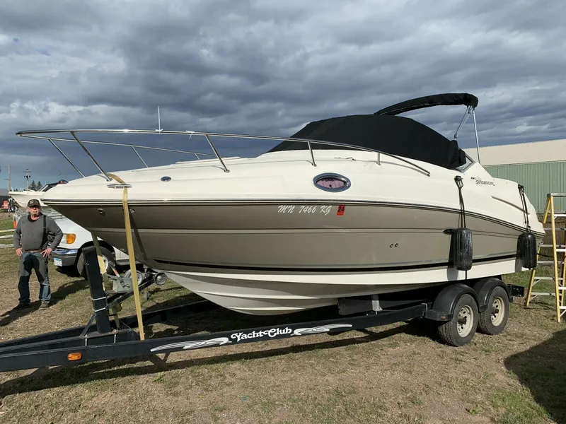 The Image of Sea Ray Sundancer 240 2007 - 0