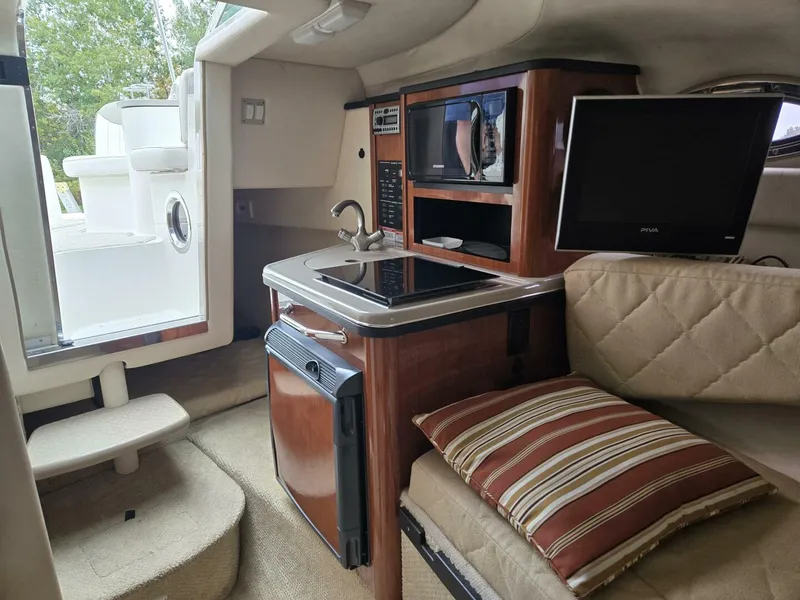 Slide: The Image of Sea Ray Sundancer 240 2007 - 12
