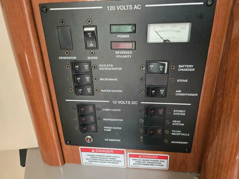 Slide: The Image of Sea Ray Sundancer 240 2007 - 13