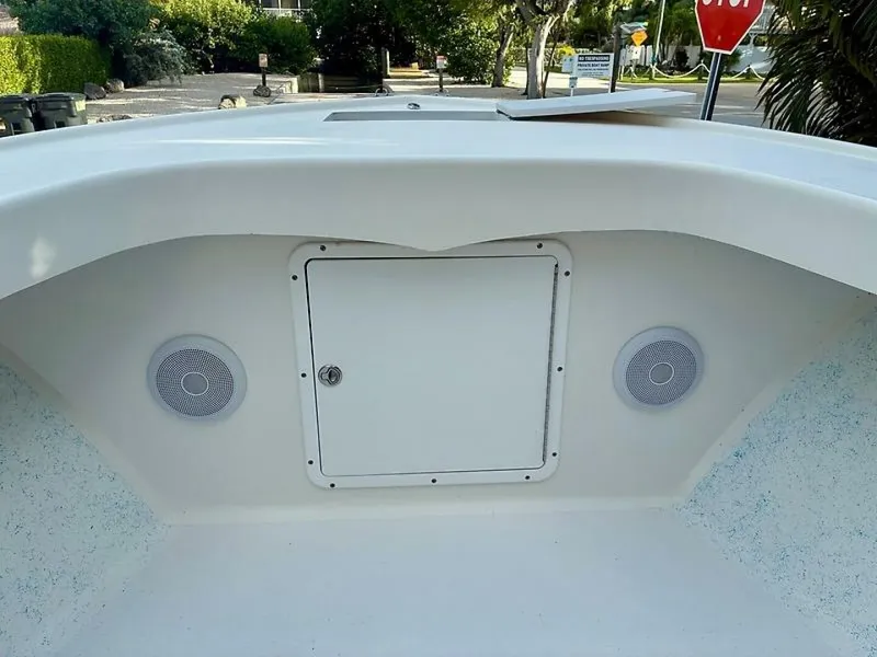 Slide: The Image of Croswait Custom 21 Center Console 2020 - 12