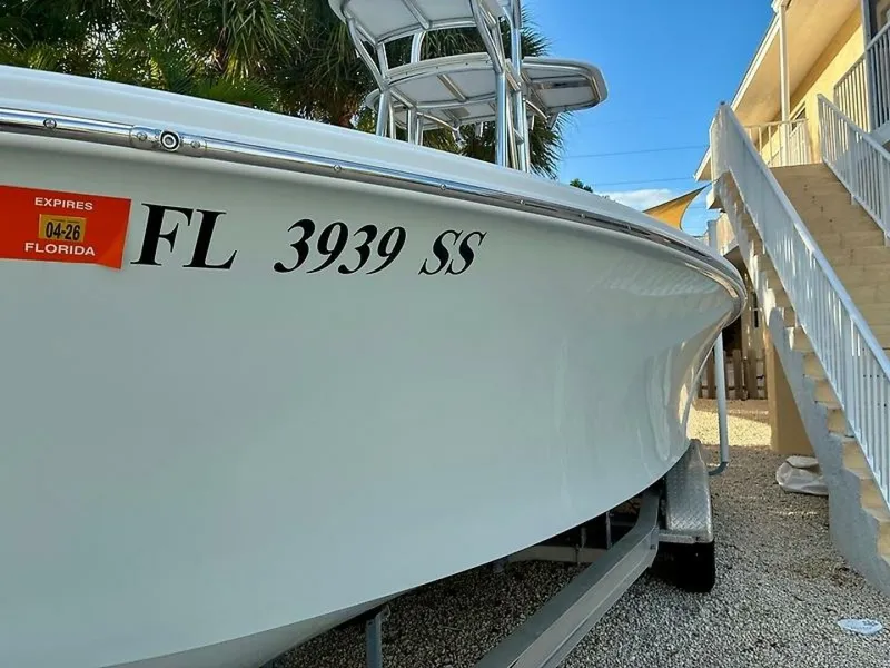 Slide: The Image of Croswait Custom 21 Center Console 2020 - 18