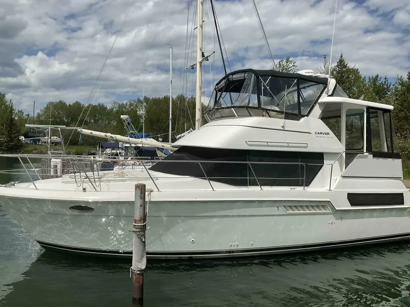 The Image of Carver Yachts 355 Aft Cabin 1998 - 0