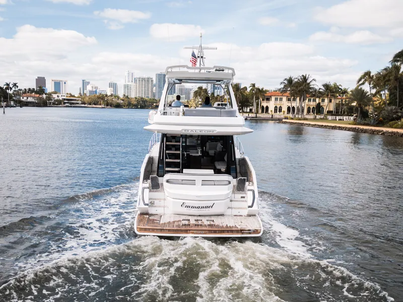 Slide: The Image of Galeon 500 FLY 2024 - 16