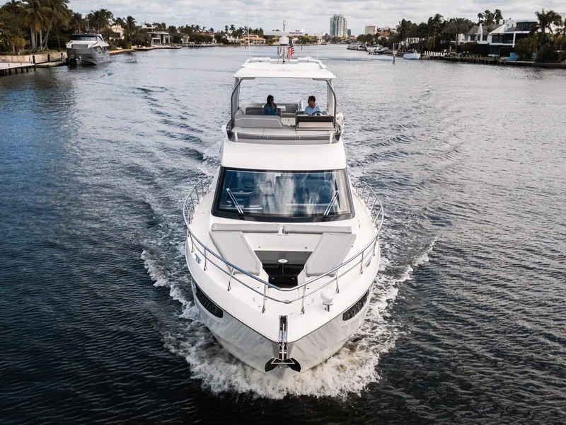 Slide: The Image of Galeon 500 FLY 2024 - 17