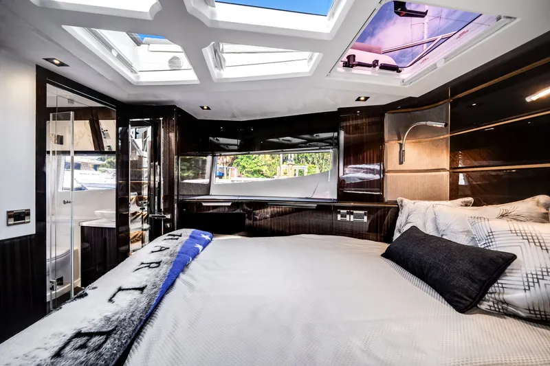 Slide: The Image of Galeon 500 FLY 2024 - 51