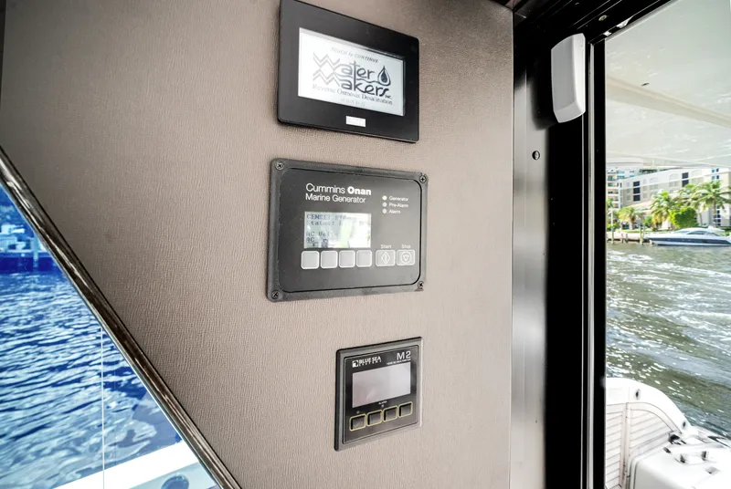 Slide: The Image of Galeon 500 FLY 2024 - 63