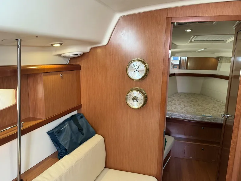 Slide: The Image of Beneteau Oceanis 43 2008 - 15
