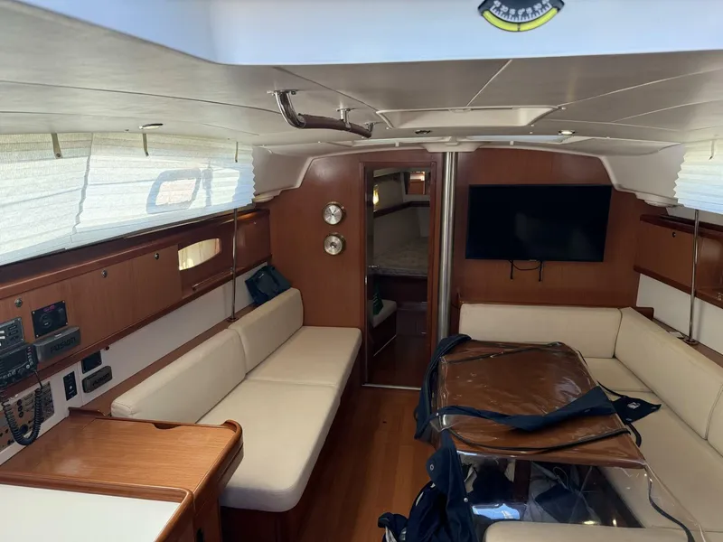 Slide: The Image of Beneteau Oceanis 43 2008 - 7