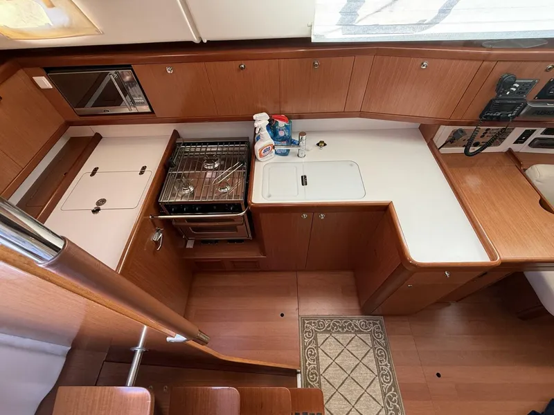 Slide: The Image of Beneteau Oceanis 43 2008 - 8
