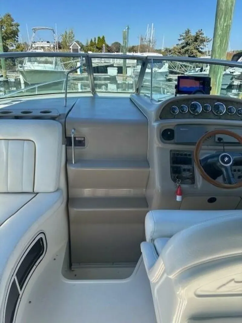 Slide: The Image of Sea Ray 270 Sundancer 2000 - 13
