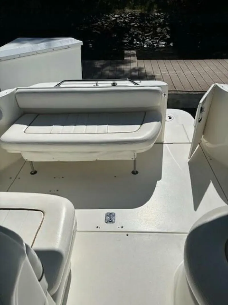 Slide: The Image of Sea Ray 270 Sundancer 2000 - 19