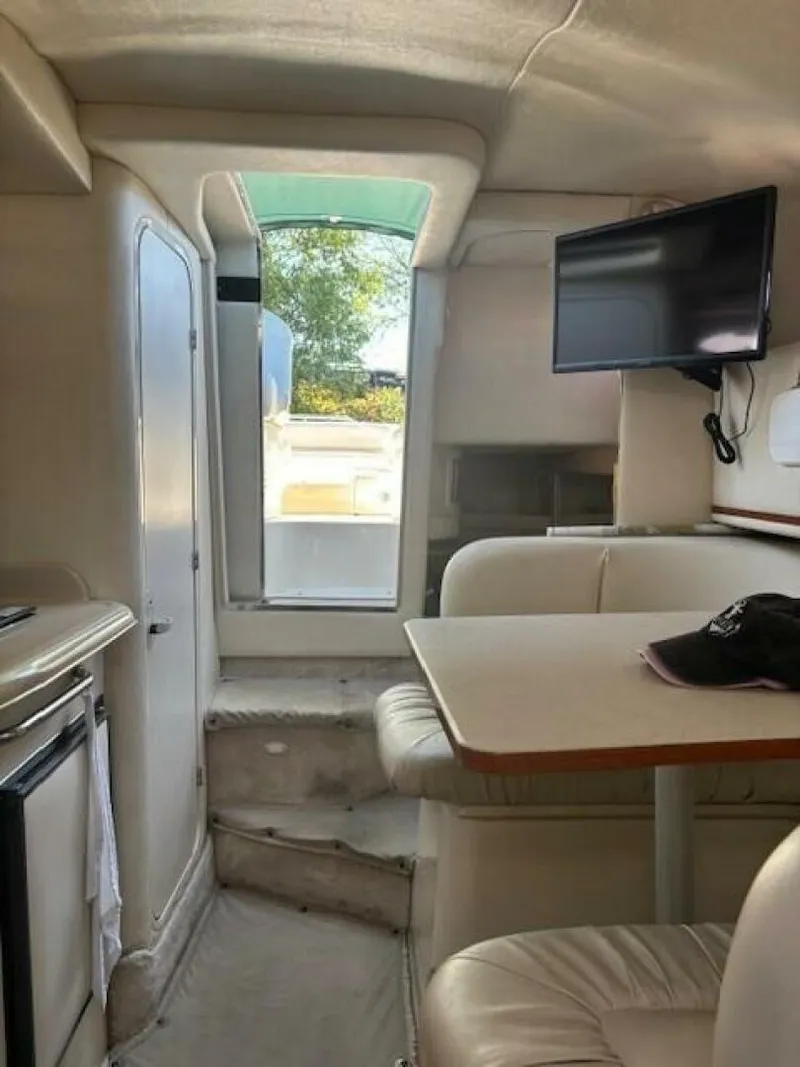 Slide: The Image of Sea Ray 270 Sundancer 2000 - 6
