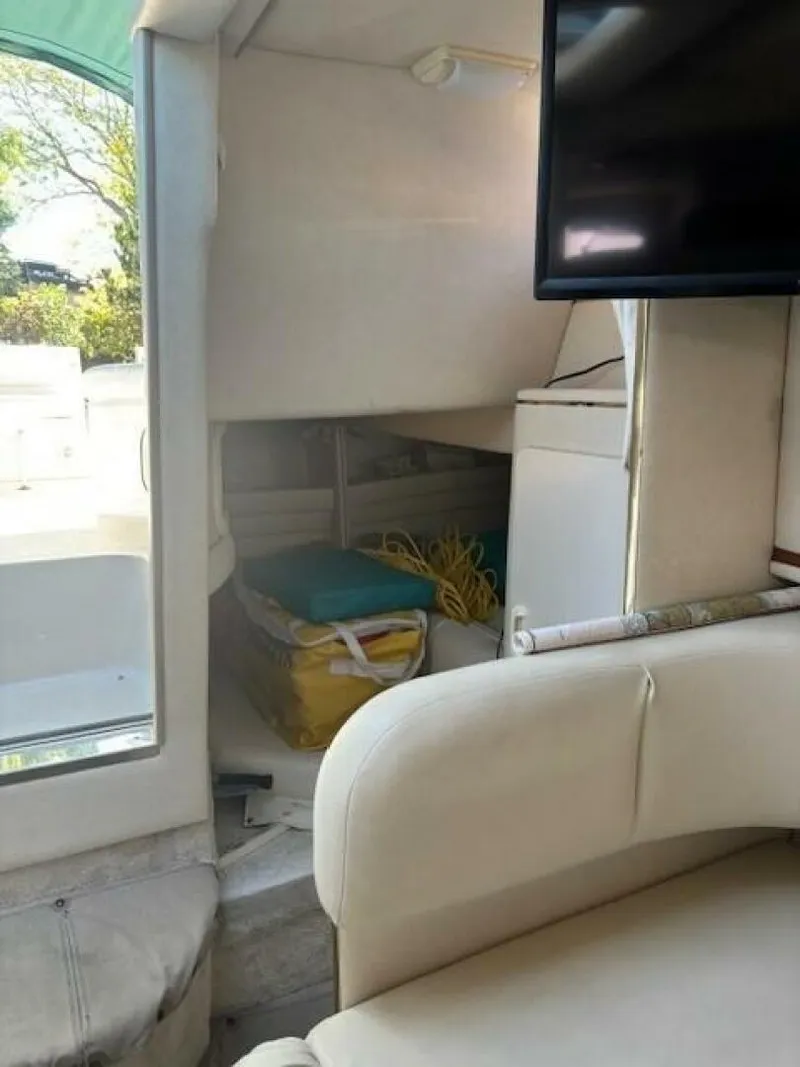 Slide: The Image of Sea Ray 270 Sundancer 2000 - 7