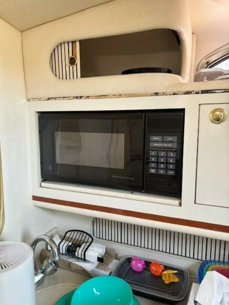 Slide: The Image of Sea Ray 270 Sundancer 2000 - 8