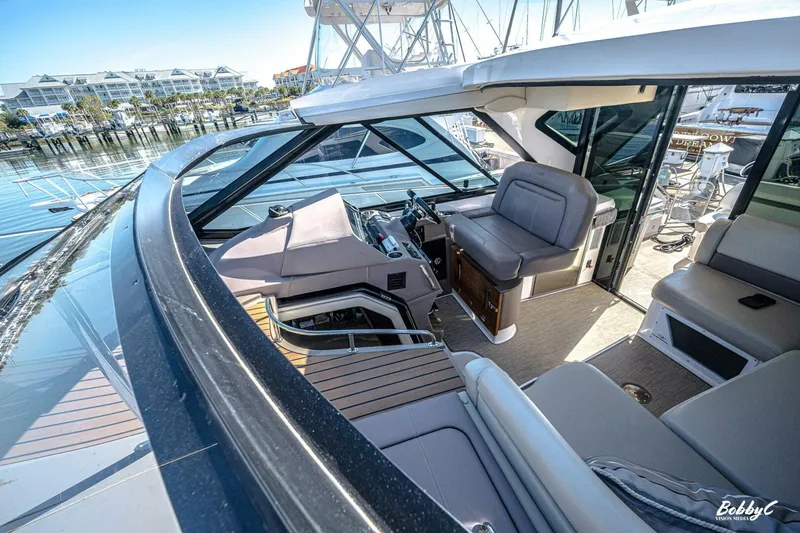 Slide: The Image of Regal Sport Coupe 2016 - 41