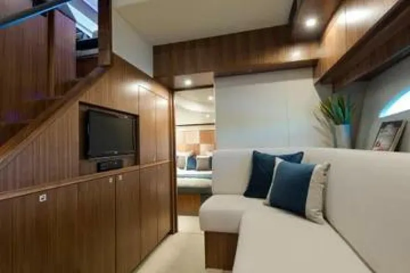 Slide: The Image of Riviera 6000 Sport Yacht 2015 - 22