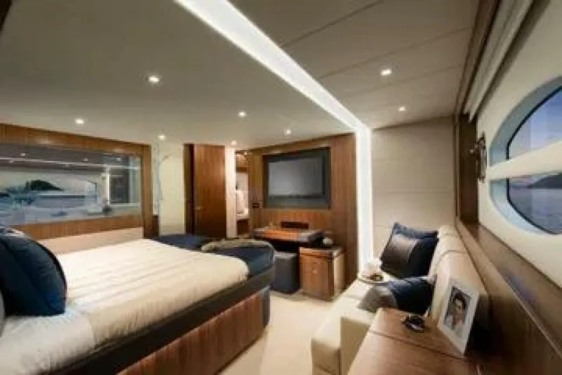 Slide: The Image of Riviera 6000 Sport Yacht 2015 - 24