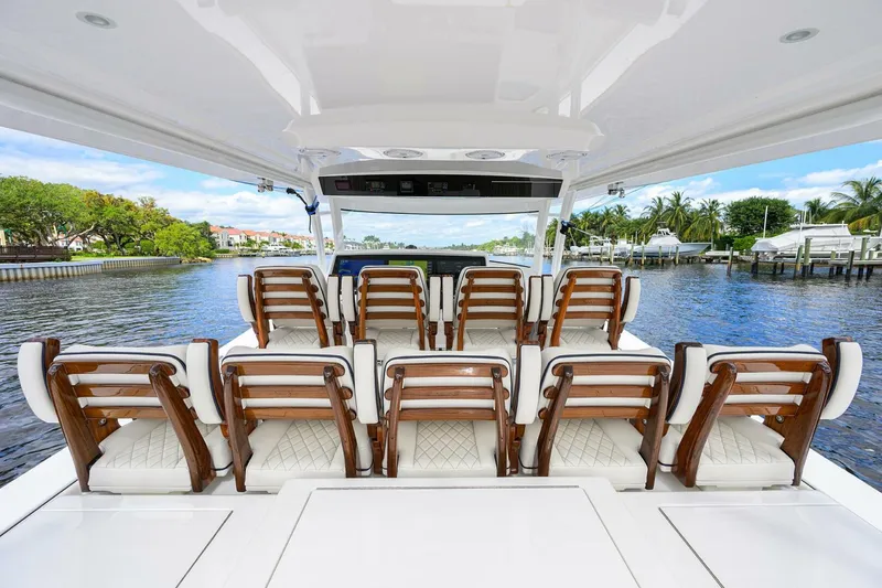 Slide: The Image of Valhalla Boatworks V-55 2024 - 14