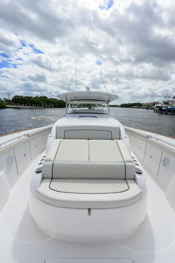 Slide: The Image of Valhalla Boatworks V-55 2024 - 21