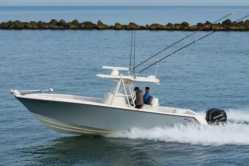 The Image of SeaVee 322z 2020 - 0