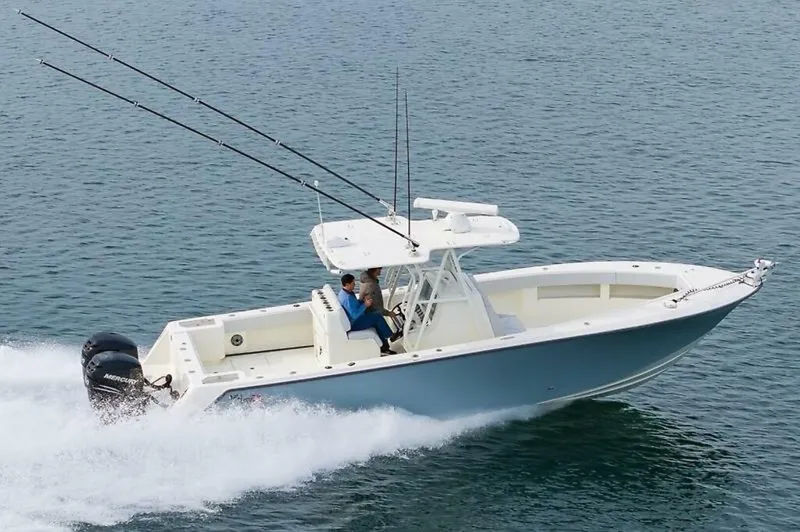 Slide: The Image of SeaVee 322z 2020 - 7