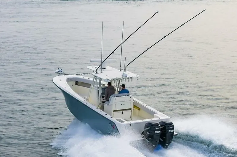 Slide: The Image of SeaVee 322z 2020 - 9