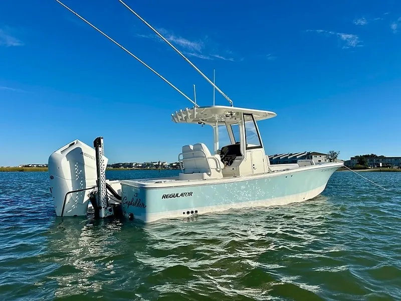 The Image of Regulator Marine 26XO 2020 - 0
