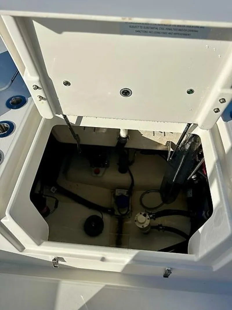 Slide: The Image of Regulator Marine 26XO 2020 - 35