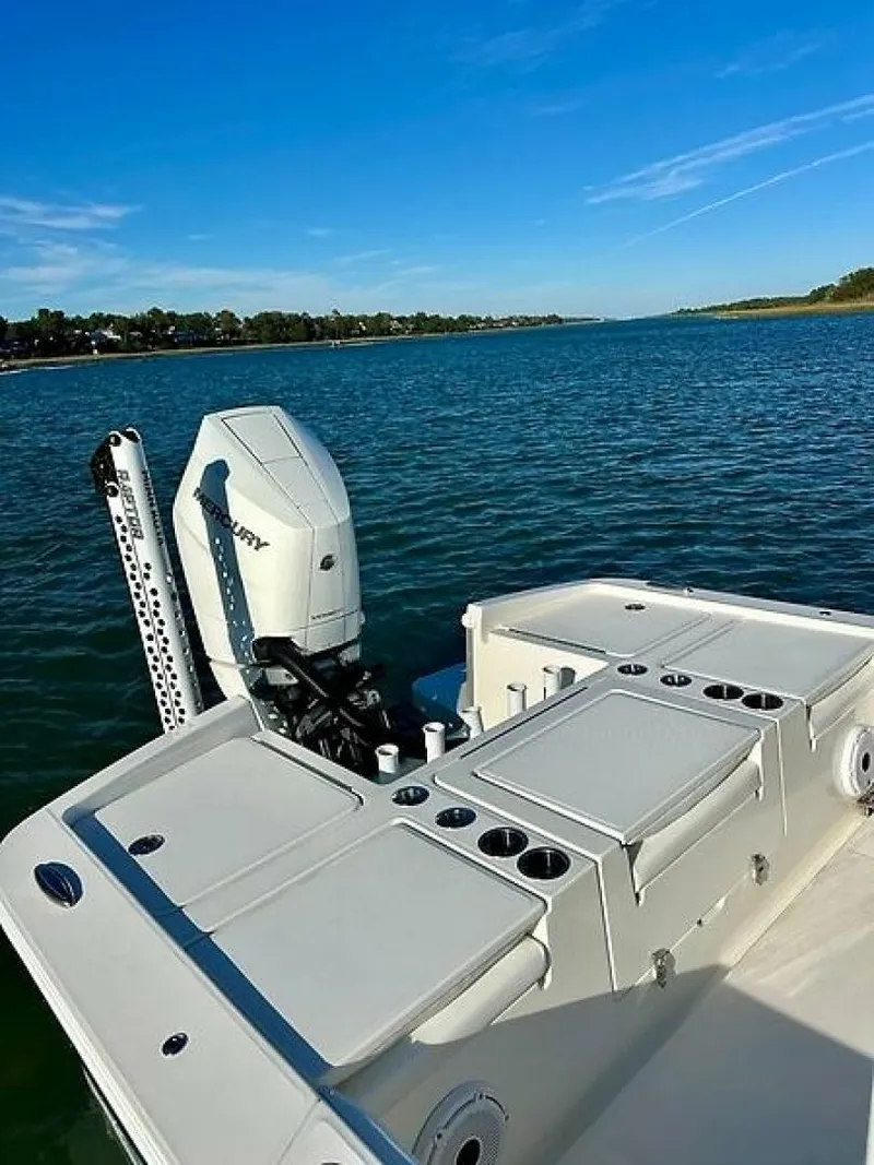 Slide: The Image of Regulator Marine 26XO 2020 - 38