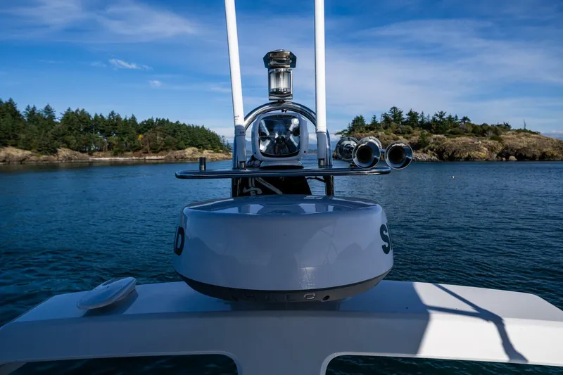 Slide: The Image of Nimbus 405 Flybridge 2023 - 15