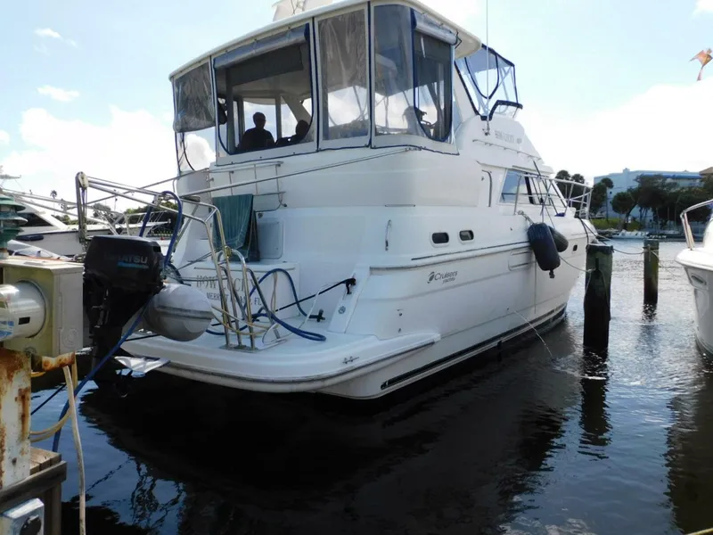 Slide: The Image of Cruisers 3750 Motoryacht 2003 - 32