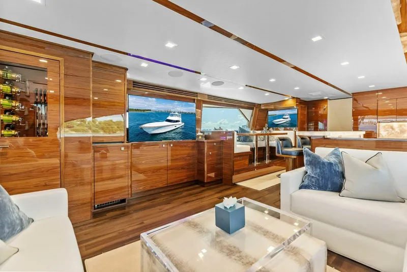 Slide: The Image of Viking 82 Convertible 2026 - 10