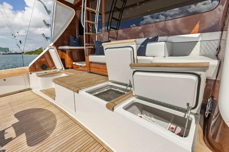 Slide: The Image of Viking 82 Convertible 2026 - 126