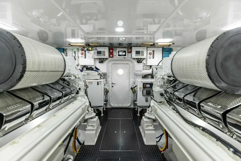 Slide: The Image of Viking 82 Convertible 2026 - 137