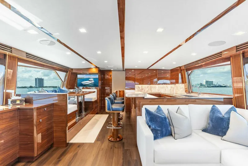 Slide: The Image of Viking 82 Convertible 2026 - 4